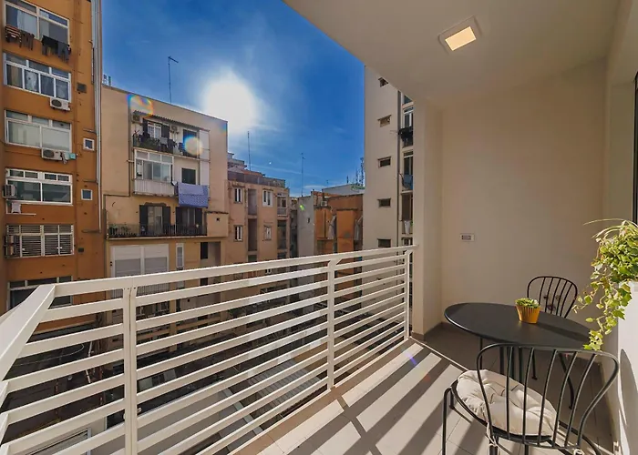 Lella Loft - Near The Center & Station Apartment Bari