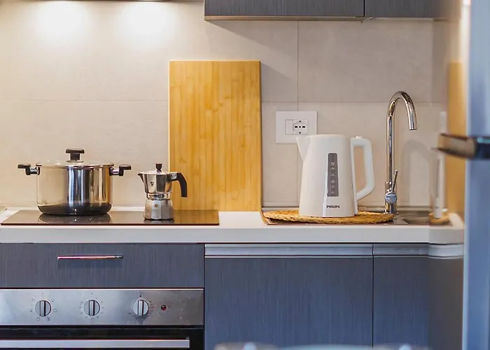 Lella Loft - Near The Center & Station Apartment Bari