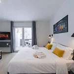 Apartmán Lella Loft - Near The Center & Station *
