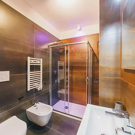 Lella Loft - Near The Center & Station Apartment *