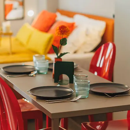Apartmán Lella Loft - Near The Center & Station *