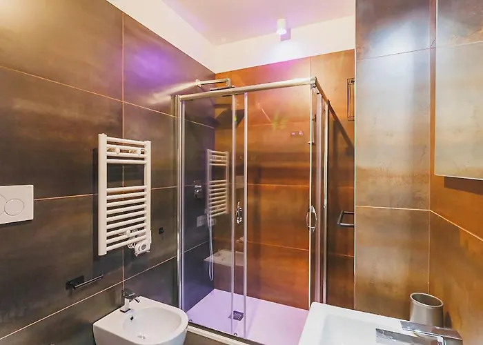 Lella Loft - Near The Center & Station Apartament *