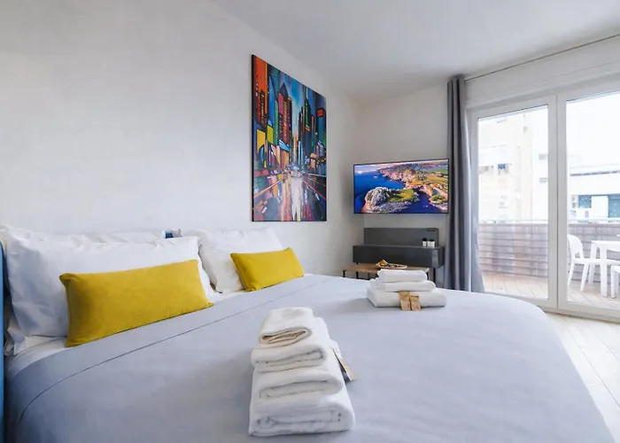 Apartament Lella Loft - Near The Center & Station *