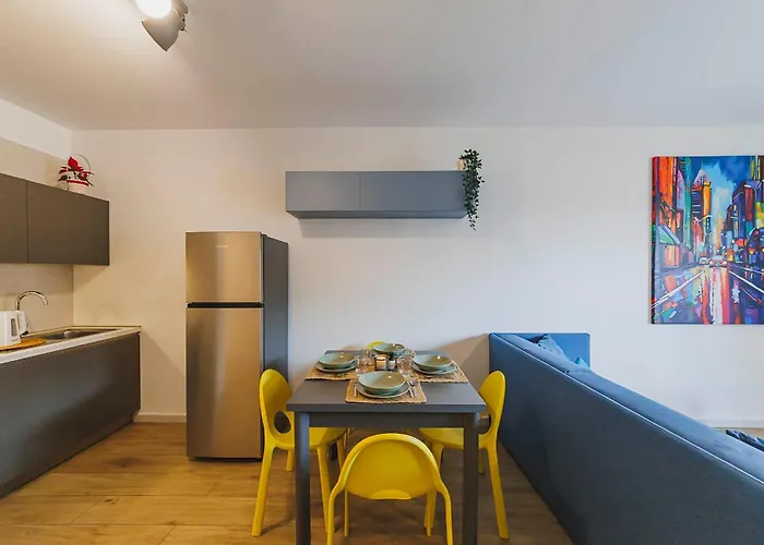 Lella Loft - Near The Center & Station Apartament